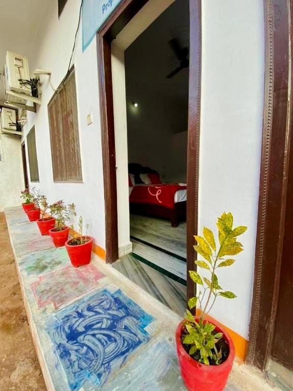 Backpackers Karma Home Stay Khajuraho Exterior photo